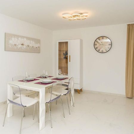 Apartmani Simi - The Sun Crikvenica Exterior foto